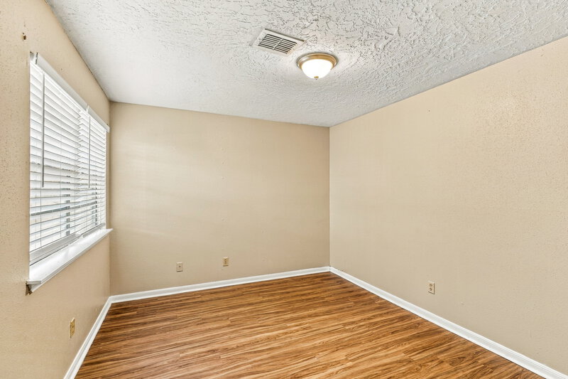1,710/Mo, 11807 Gatlinburg Dr Houston, TX 77031 Bedroom View