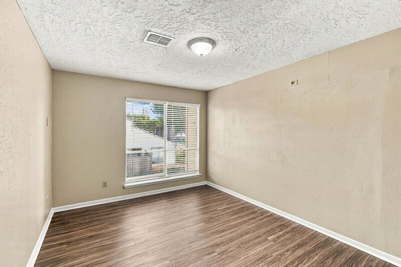 1,710/Mo, 11807 Gatlinburg Dr Houston, TX 77031 Bedroom View 2