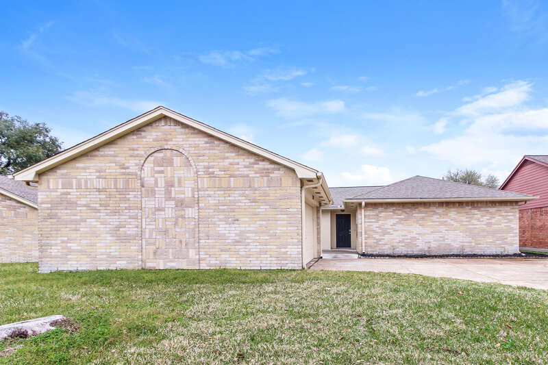 2,140/Mo, 9938 Shell Rock Rd La Porte, TX 77571 External View