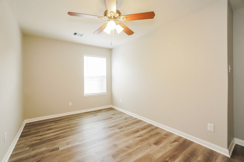 1,945/Mo, 22711 Bauer Sky Dr Hockley, TX 77447 Bedroom View 3