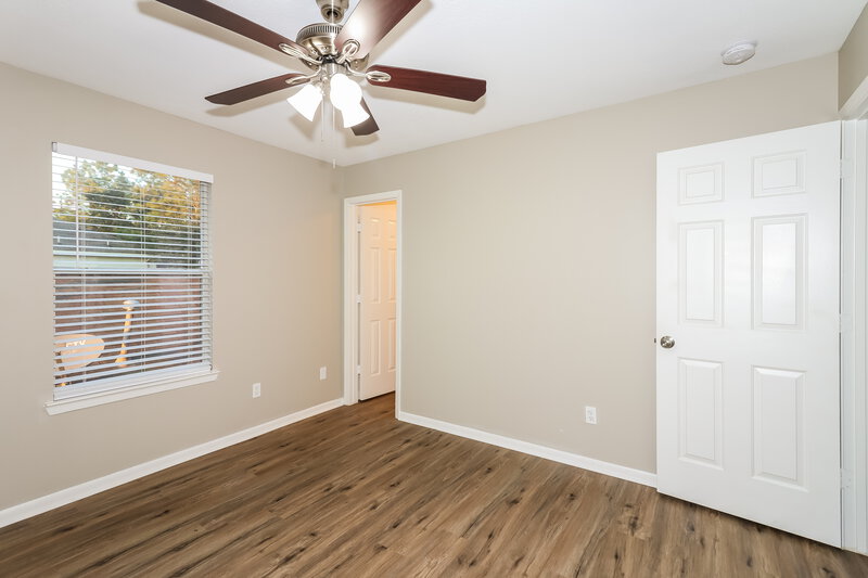 2,230/Mo, 5911 Shining Leaf Ct Katy, TX 77449 Bedroom View 2