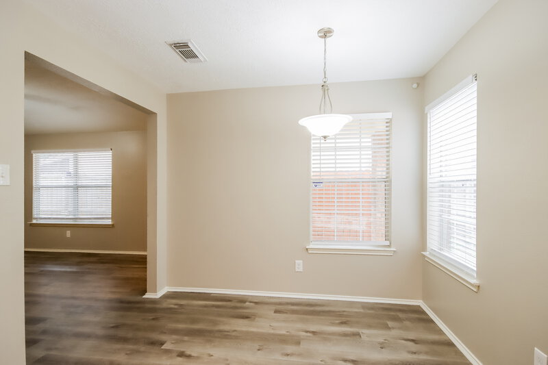1,645/Mo, 15010 August Sunset Dr Humble, TX 77396 Dining Room View