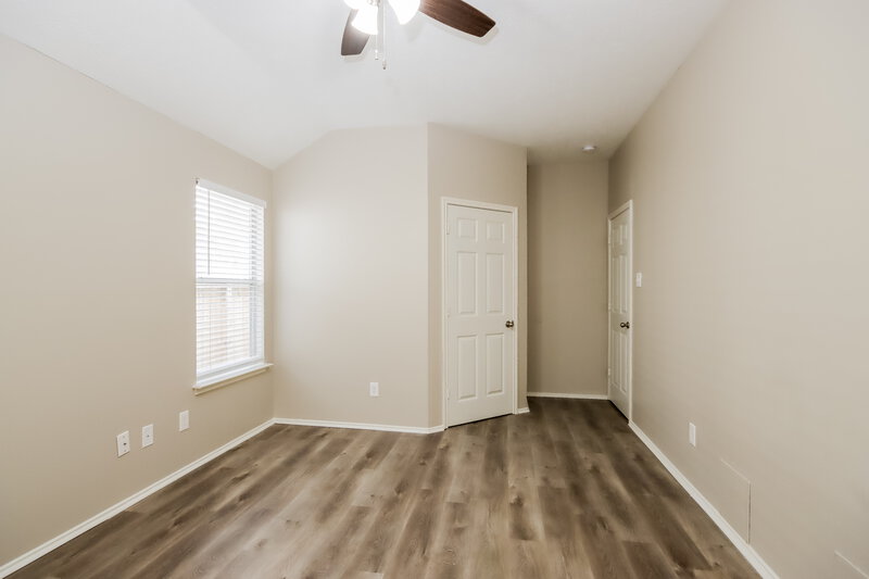 1,645/Mo, 15010 August Sunset Dr Humble, TX 77396 Main Bedroom View 2