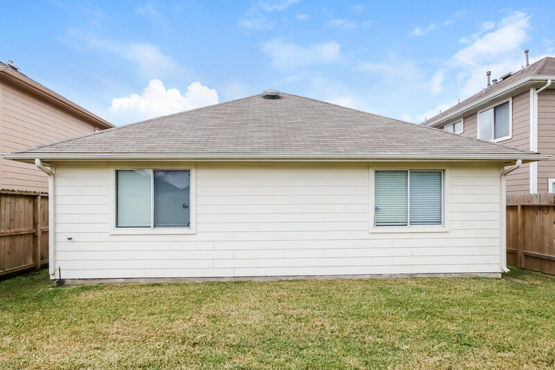 1,645/Mo, 15010 August Sunset Dr Humble, TX 77396 Rear View