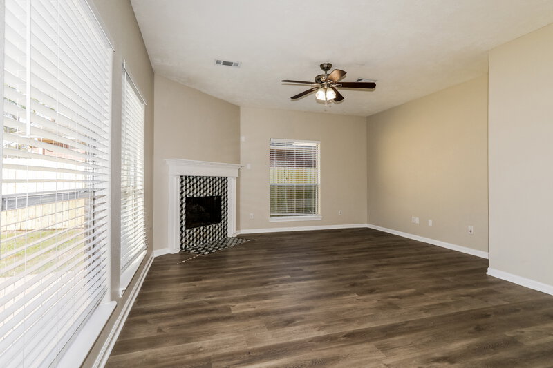 2,950/Mo, 3269 Zubin Ln Katy, TX 77493 Living Room View 2