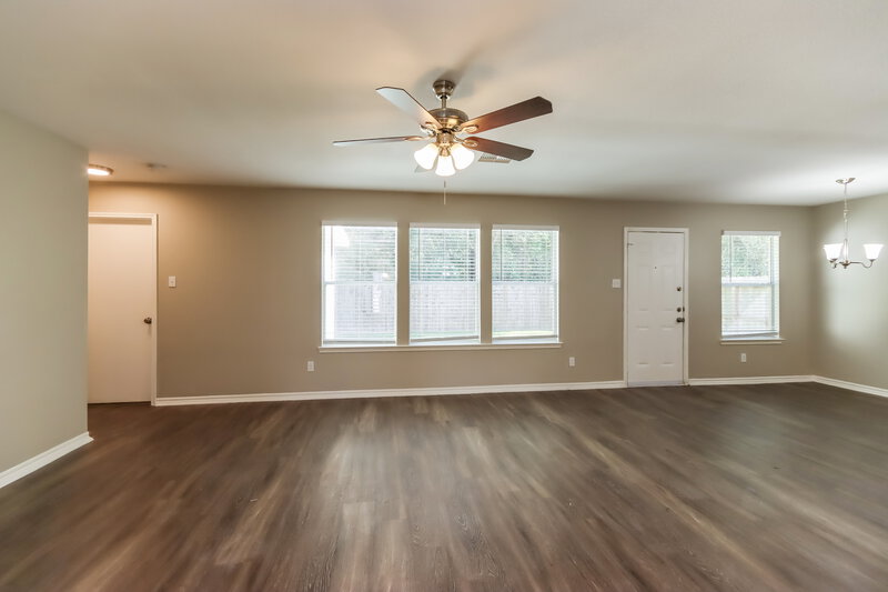 1,885/Mo, 12026 Green Coral Dr Houston, TX 77044 Living Room View