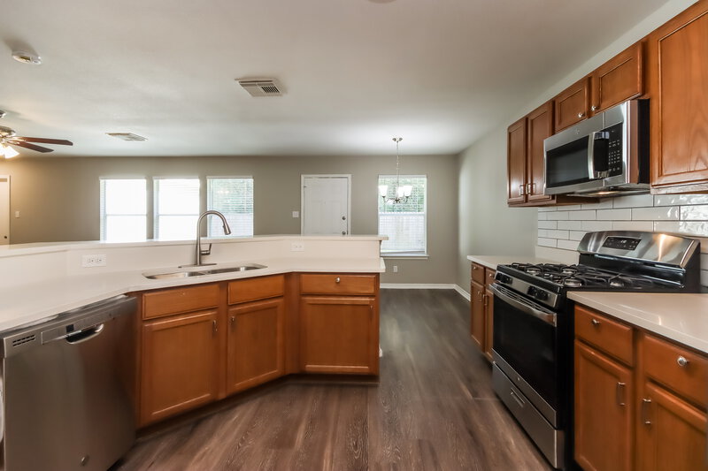 1,885/Mo, 12026 Green Coral Dr Houston, TX 77044 Kitchen View 2