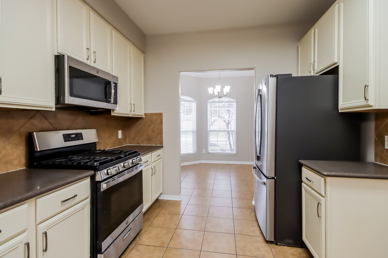 2,220/Mo, 29518 Winton Wood Way Spring, TX 77386 Kitchen View