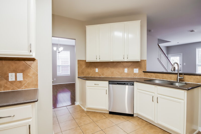 2,220/Mo, 29518 Winton Wood Way Spring, TX 77386 Kitchen View 2