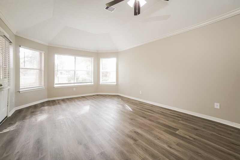 2,265/Mo, 8107 Malardcrest Dr Humble, TX 77346 Main Bedroom View