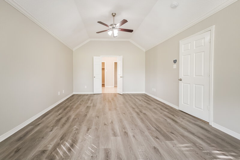 2,265/Mo, 8107 Malardcrest Dr Humble, TX 77346 Main Bedroom View 2