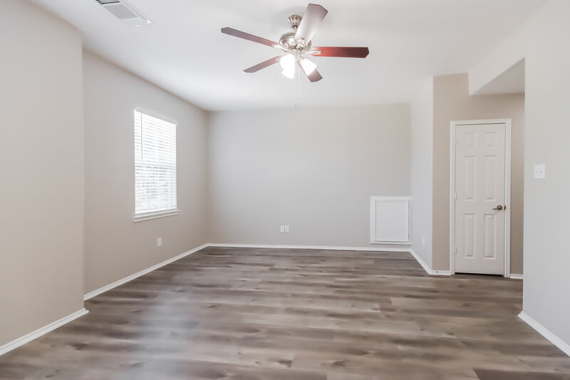 2,105/Mo, 9103 Plume Tree Dr Humble, TX 77338 Play Room View