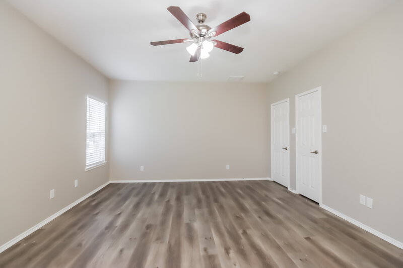 2,105/Mo, 9103 Plume Tree Dr Humble, TX 77338 Main Bedroom View 2