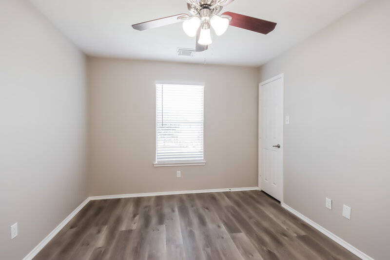 2,105/Mo, 9103 Plume Tree Dr Humble, TX 77338 Bedroom View 2