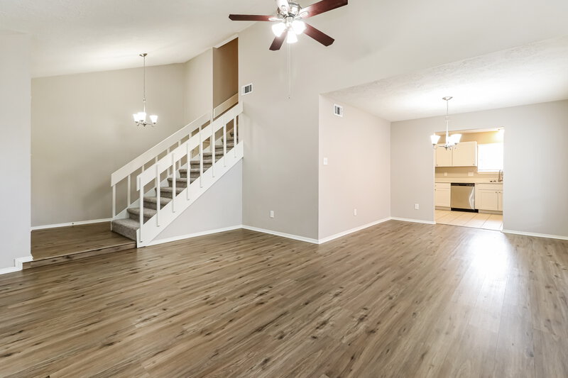1,900/Mo, 1918 Hunnington Dr Conroe, TX 77303 Den View 2