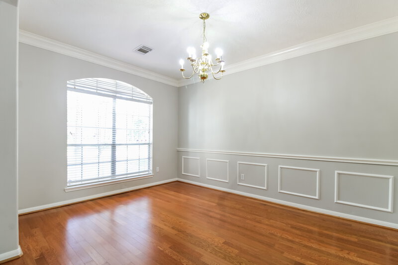2,775/Mo, 9019 Cypress Square Dr Spring, TX 77379 Dining Room View 2