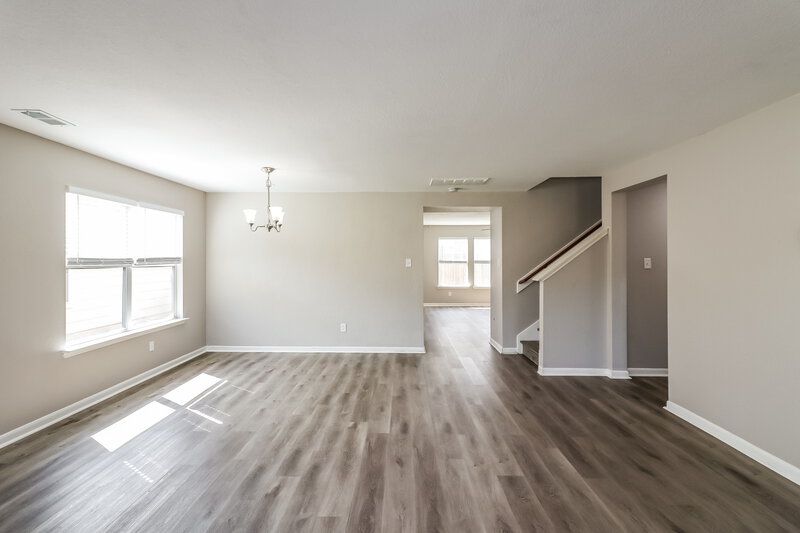 2,330/Mo, 19815 Hollington Dr Tomball, TX 77375 Dining Room View