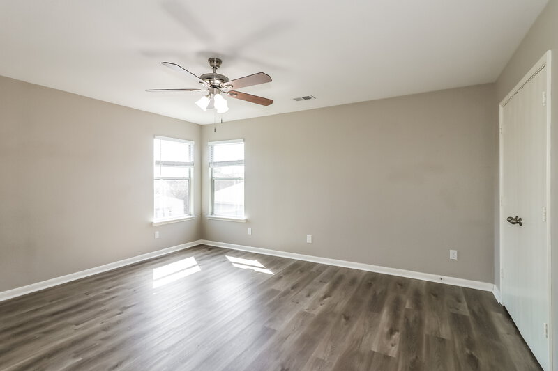 2,330/Mo, 19815 Hollington Dr Tomball, TX 77375 Bedroom View