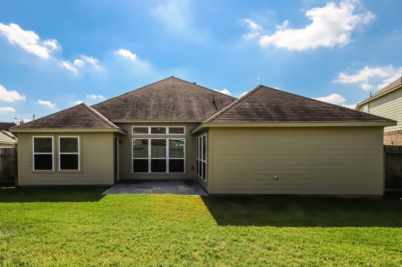 2,430/Mo, 18822 Sawyer Run Ln Cypress, TX 77429 Rear View