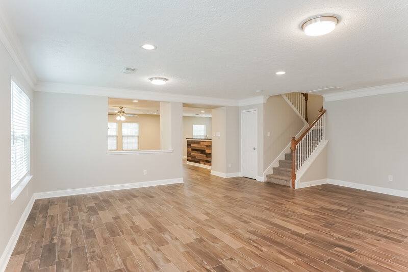 1,945/Mo, 19235 Danphe Landing Ct Tomball, TX 77375 Family Room View