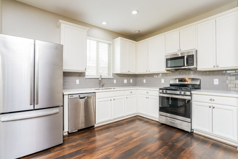 2,335/Mo, 19606 Trent Creek Dr Cypress, TX 77429 Kitchen View