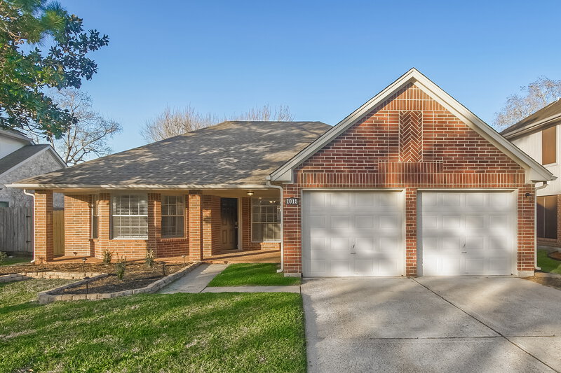 2,375/Mo, 1015 Chesterwood Dr Pearland, TX 77581 External View