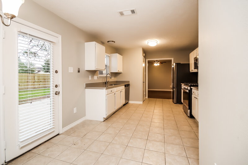 2,185/Mo, 18702 Echo Pines Ct Humble, TX 77346 Breakfast Nook View