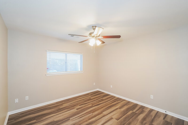 2,040/Mo, 6723 River Rd Richmond, TX 77469 Bedroom View