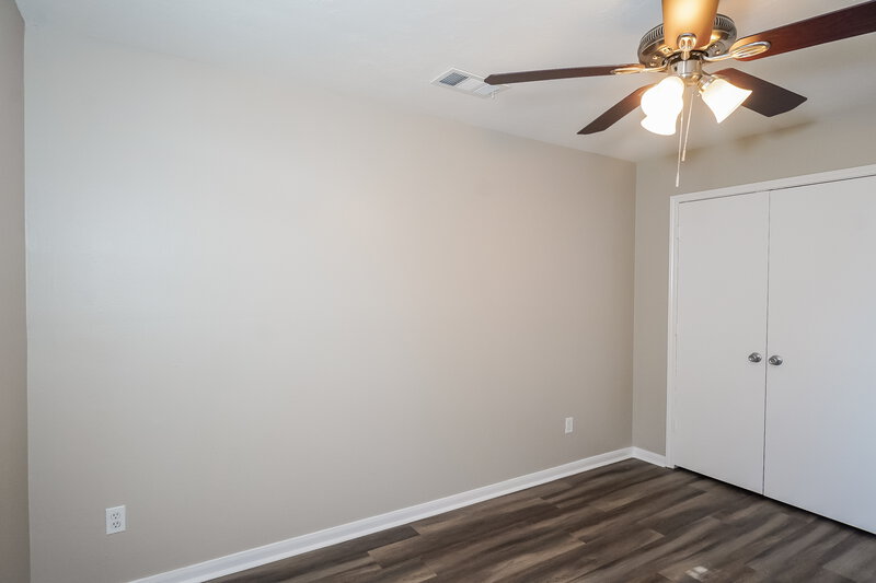 2,040/Mo, 6723 River Rd Richmond, TX 77469 Bedroom View 3