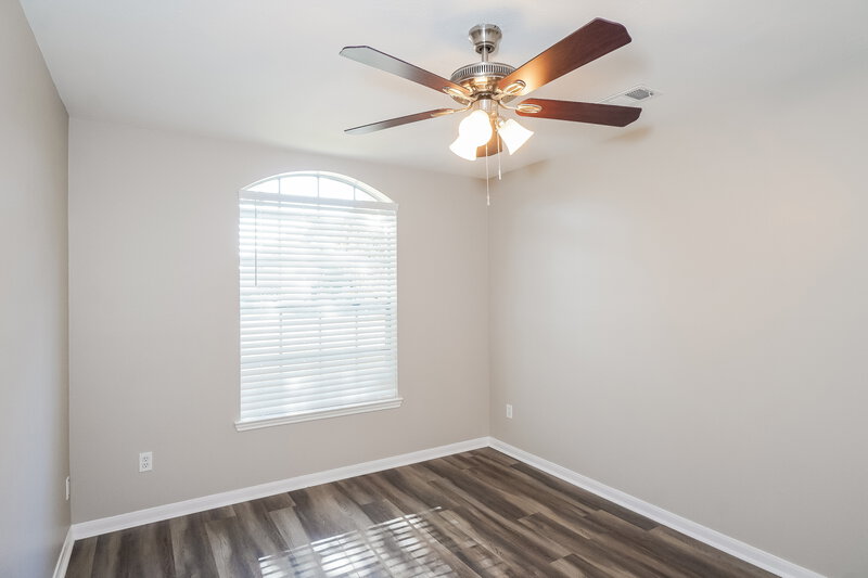 2,040/Mo, 6723 River Rd Richmond, TX 77469 Bedroom View 4