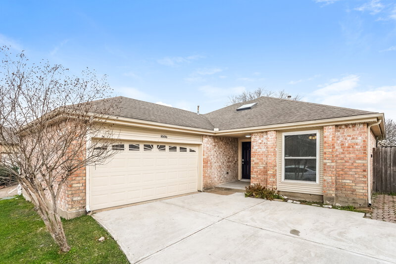 1,985/Mo, 8506 Deer Meadow Dr Houston, TX 77071 External View
