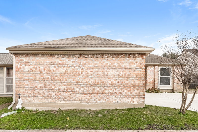 1,985/Mo, 8506 Deer Meadow Dr Houston, TX 77071 Rear View