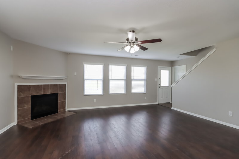 2,220/Mo, 7215 Fox Scene Dr Humble, TX 77338 Living Room View