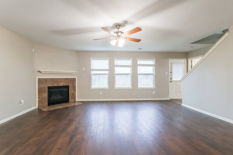2,080/Mo, 7215 Fox Scene Dr Humble, TX 77338 Living Room View