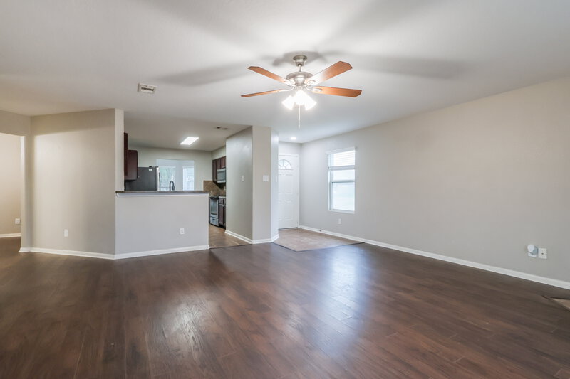 2,080/Mo, 7215 Fox Scene Dr Humble, TX 77338 Living Room View 3