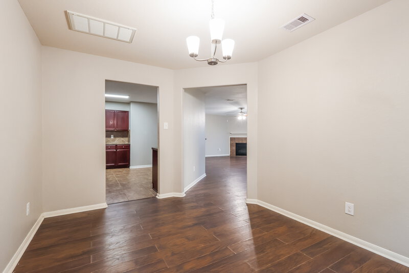 2,080/Mo, 7215 Fox Scene Dr Humble, TX 77338 Dining Room View