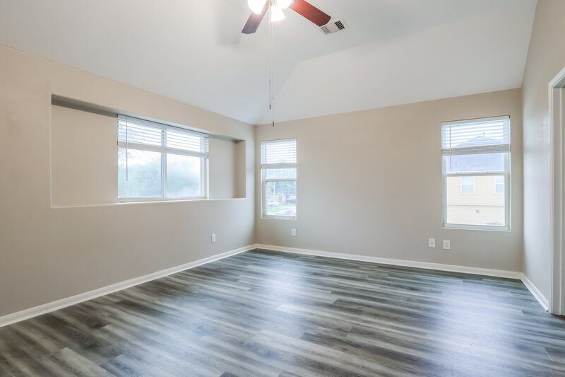2,080/Mo, 7215 Fox Scene Dr Humble, TX 77338 Main Bedroom View