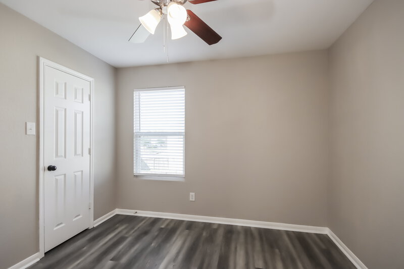 2,220/Mo, 7215 Fox Scene Dr Humble, TX 77338 Bedroom View 2