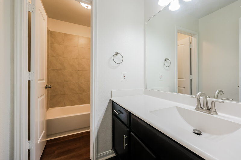 1,810/Mo, 3422 Atascocita Vale Dr Humble, TX 77396 Bathroom View