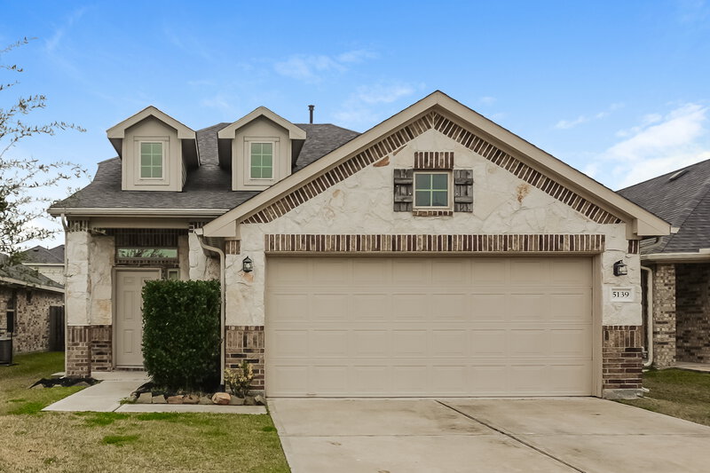 2,095/Mo, 5139 Misty Ln Bacliff, TX 77518 External View