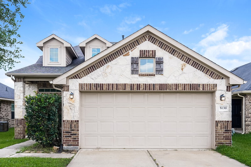 2,020/Mo, 5139 Misty Ln Bacliff, TX 77518 External View