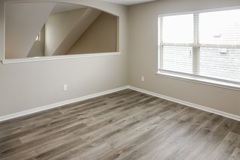 2,095/Mo, 5139 Misty Ln Bacliff, TX 77518 Loft View