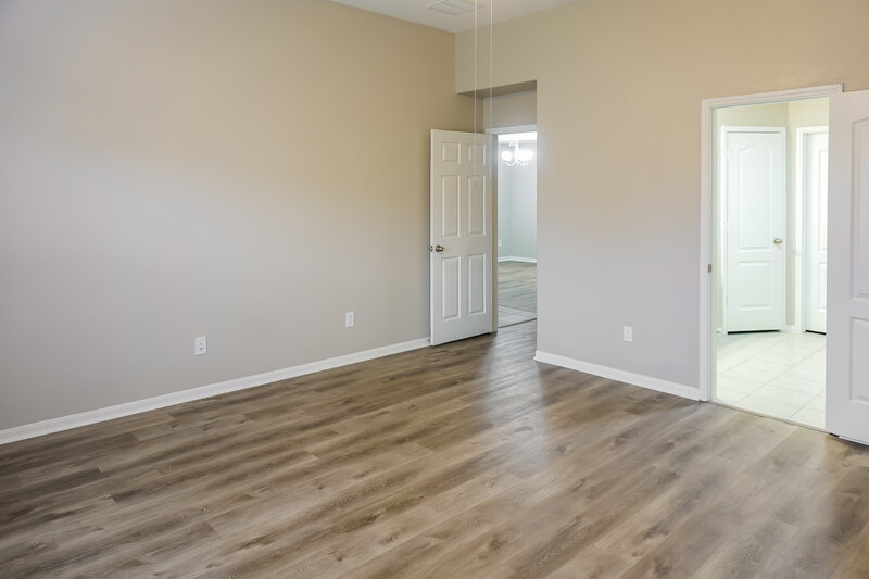 2,095/Mo, 5139 Misty Ln Bacliff, TX 77518 Main Bedroom View