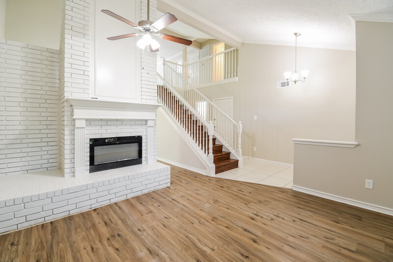 2,185/Mo, 402 Civil Dr League City, TX 77573 Living Room View