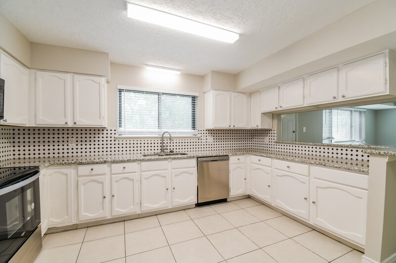 2,185/Mo, 402 Civil Dr League City, TX 77573 Kitchen View 2