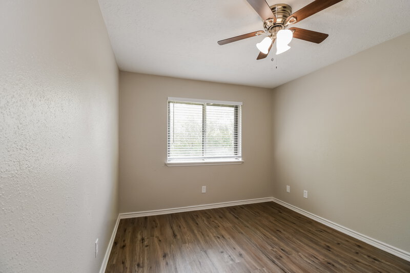 2,185/Mo, 402 Civil Dr League City, TX 77573 Bedroom View 2
