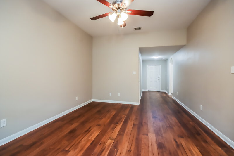 1,880/Mo, 313 Crooked Pine Ct Conroe, TX 77304 Living Room View 2