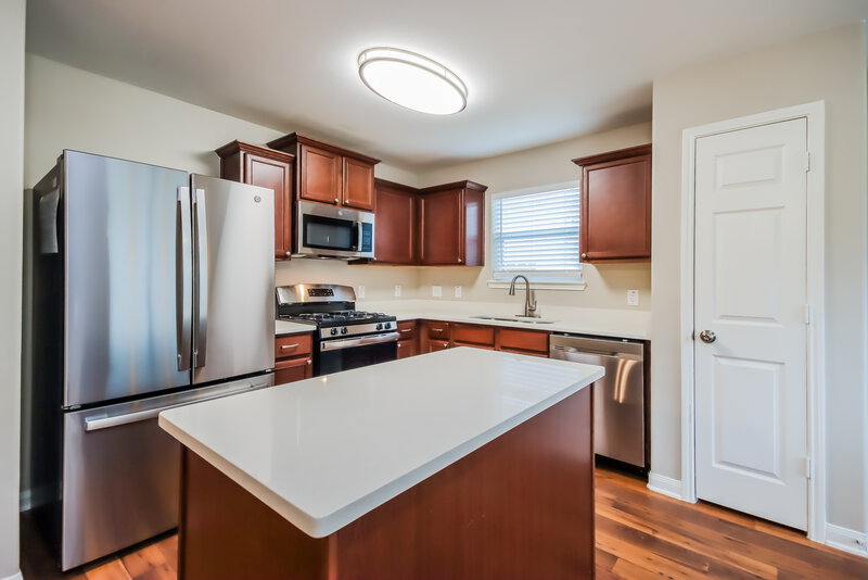1,880/Mo, 313 Crooked Pine Ct Conroe, TX 77304 Kitchen View