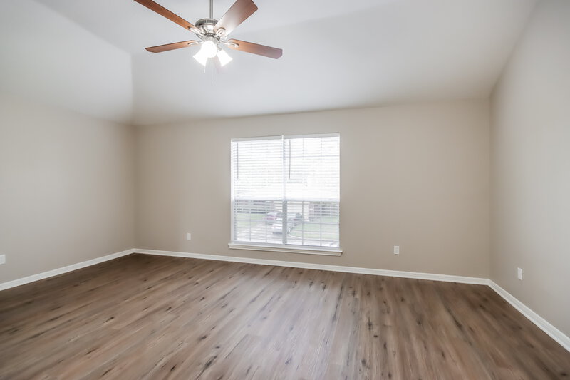 1,920/Mo, 2915 Eagle Nest Ln Humble, TX 77396 Main Bedroom View 2