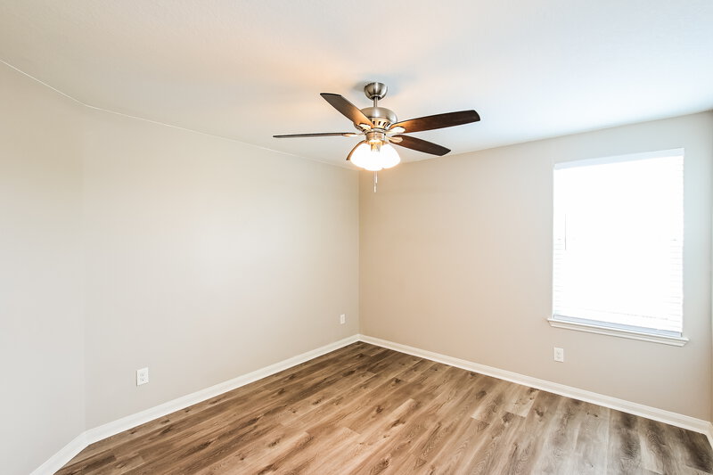 2,010/Mo, 9823 Garnet Springs Dr Rosharon, TX 77583 Bedroom View